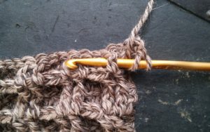 Front post double crochet www.lindadeancrochet.com