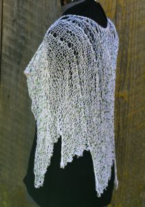 Firelight Knit Shawl www.lindadeancrochet.com